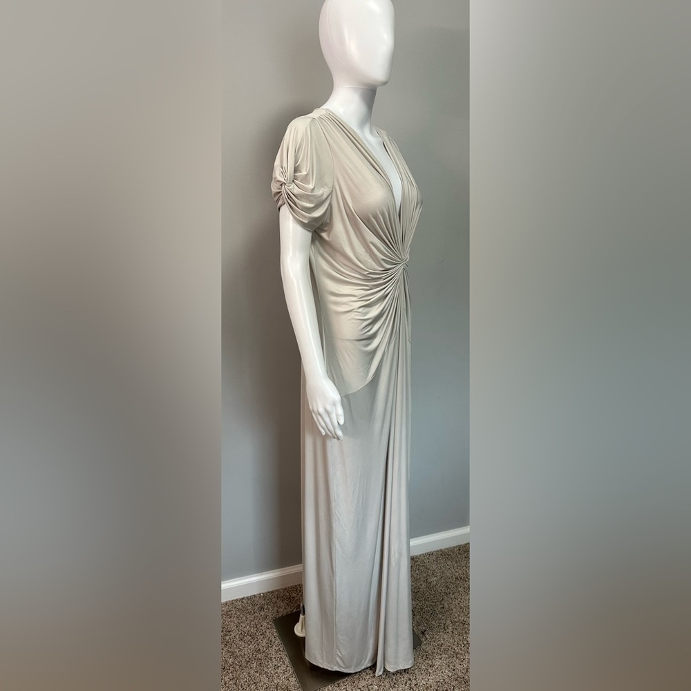 👗 Nothing But Love Plunging Ruched Beige Evening Dress - Size Large ✨ - Picture 4 of 15